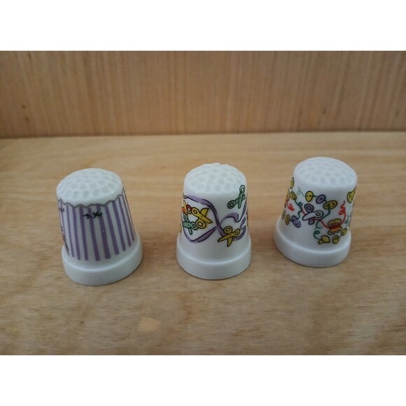 Muffy VanderBear Collection The Sewing Lesson Thimbles Muffy Hoppy Fluffy - Picture 4 of 12